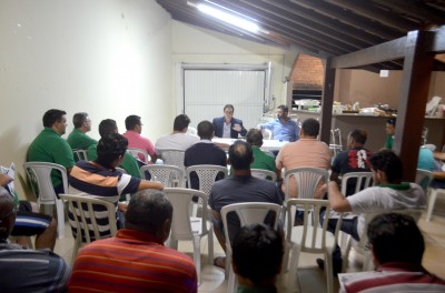 COOPERATIVAS: Trabalhadores participam de assembleia neste domingo (28)